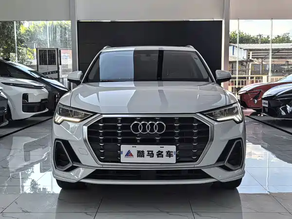 Audi Q3 2021