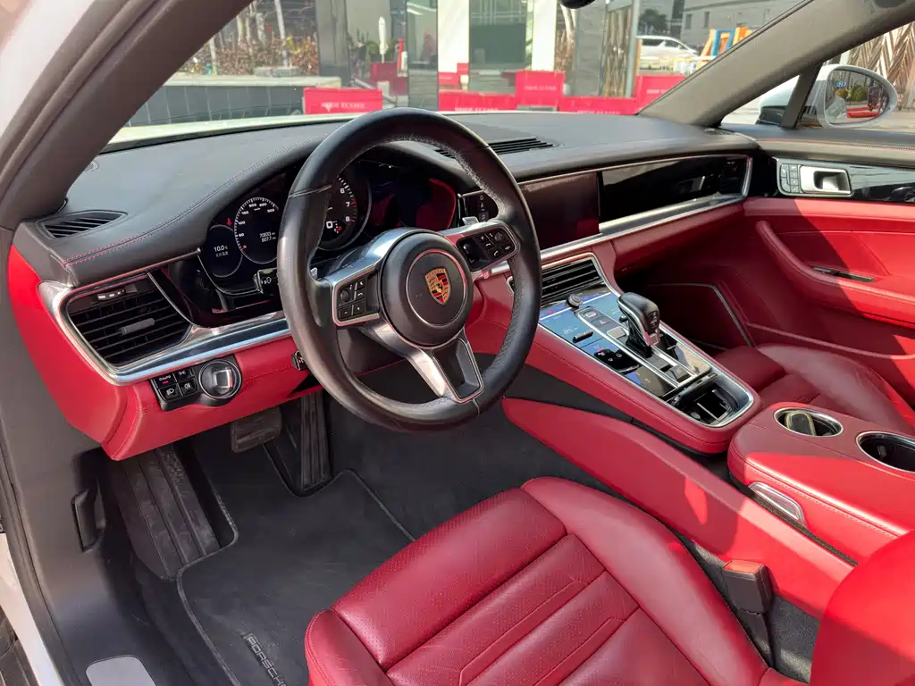 Porsche Panamera 2017 — фото 9