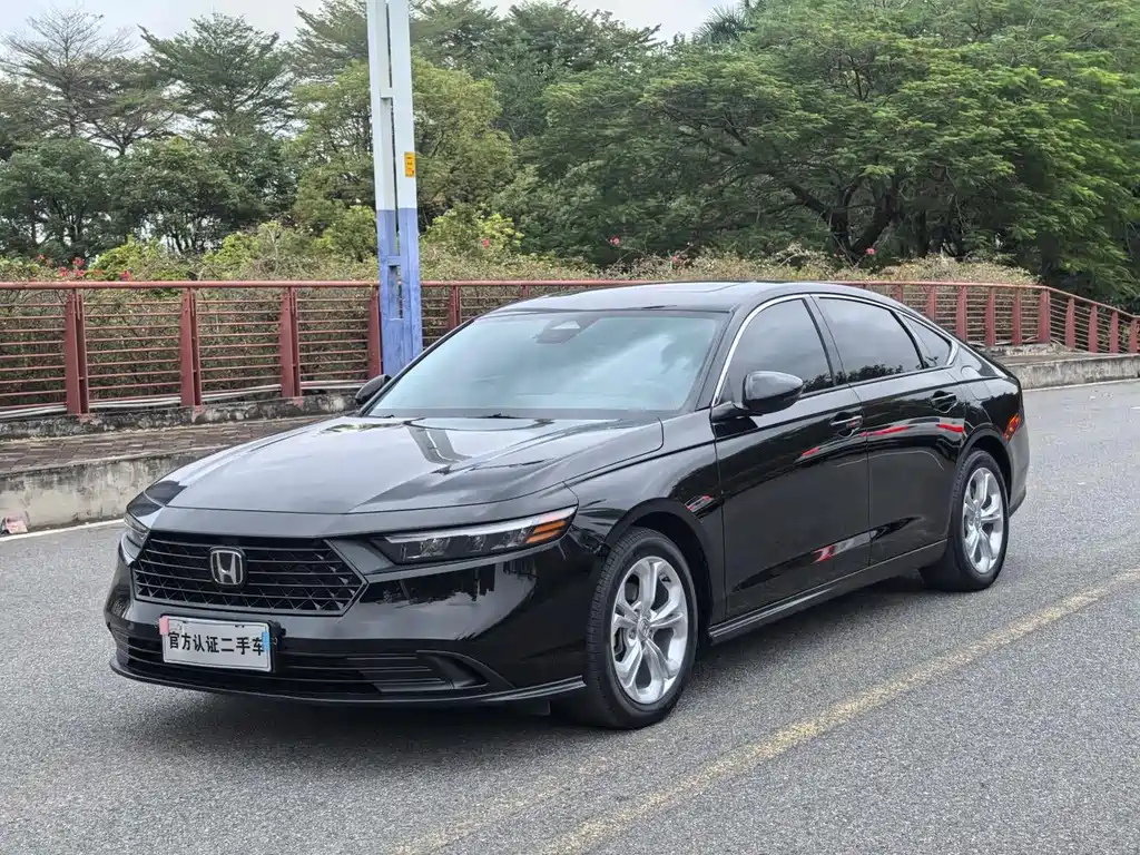 Honda Accord 2023 — фото 1