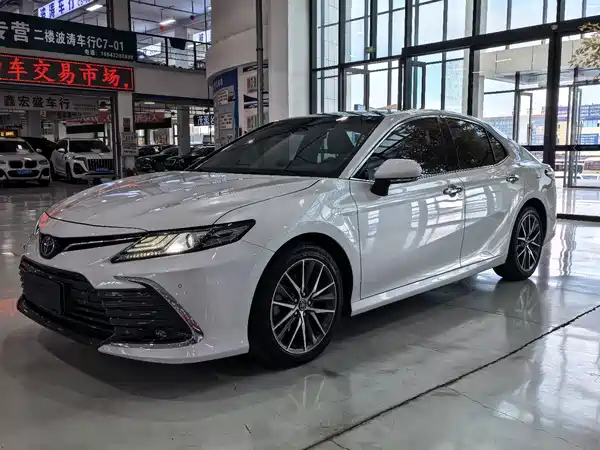 Toyota Camry 2022