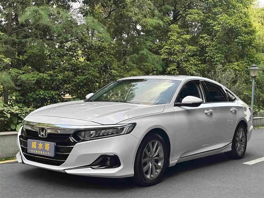 Honda Accord 2022 — фото 1
