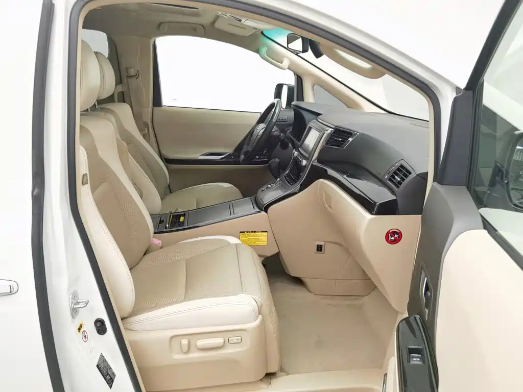 Toyota Alphard 2015 — фото 23