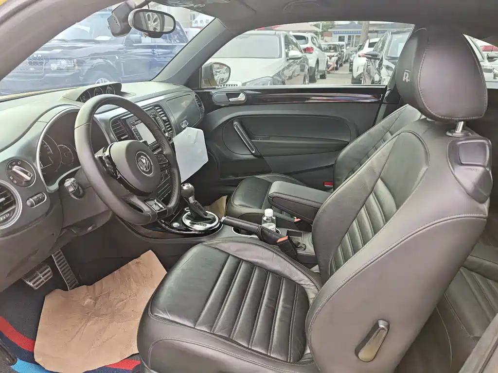 Volkswagen Beetle 2013