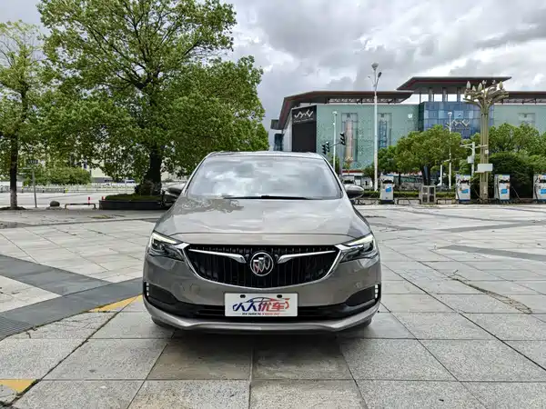 Buick GL6 2021