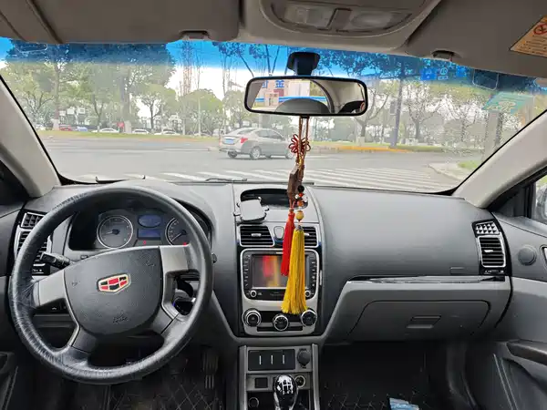 Geely Emgrand Classic 2013