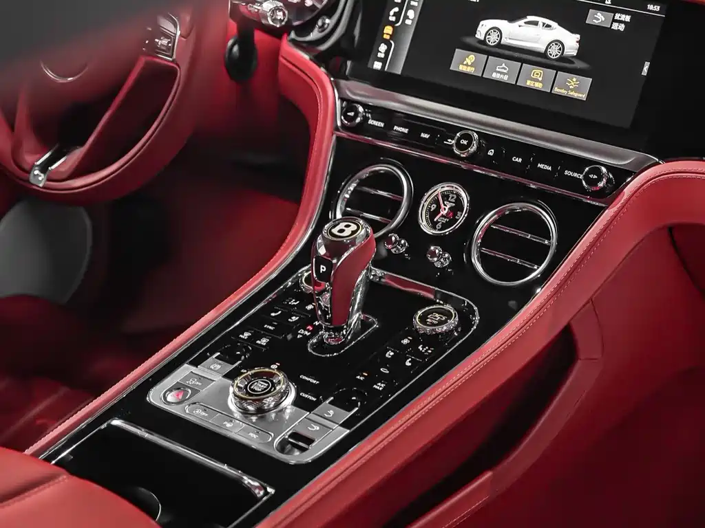 Bentley Continental 2020 — фото 11