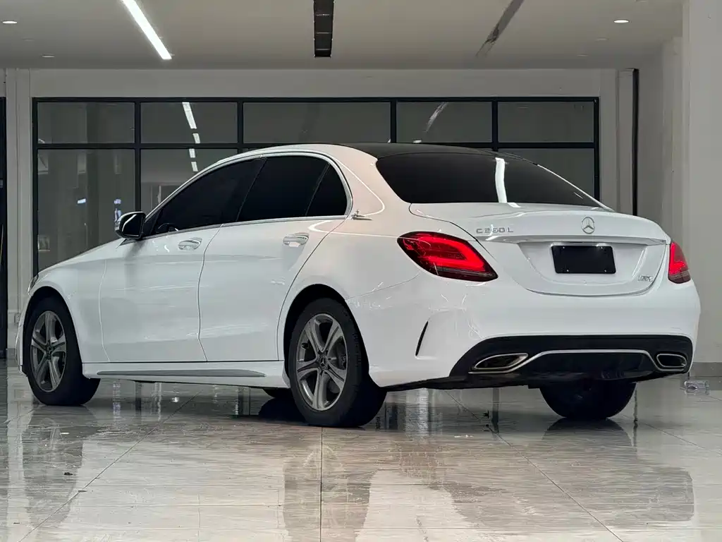 Mercedes-Benz C-Class 2019