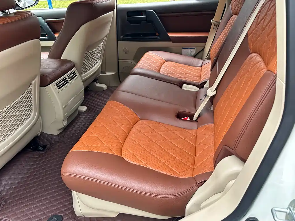 Toyota Land Cruiser 2019 — фото 23