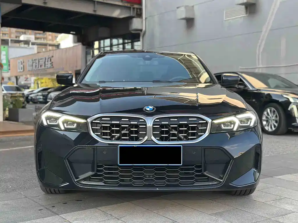 BMW 3 Series 2023