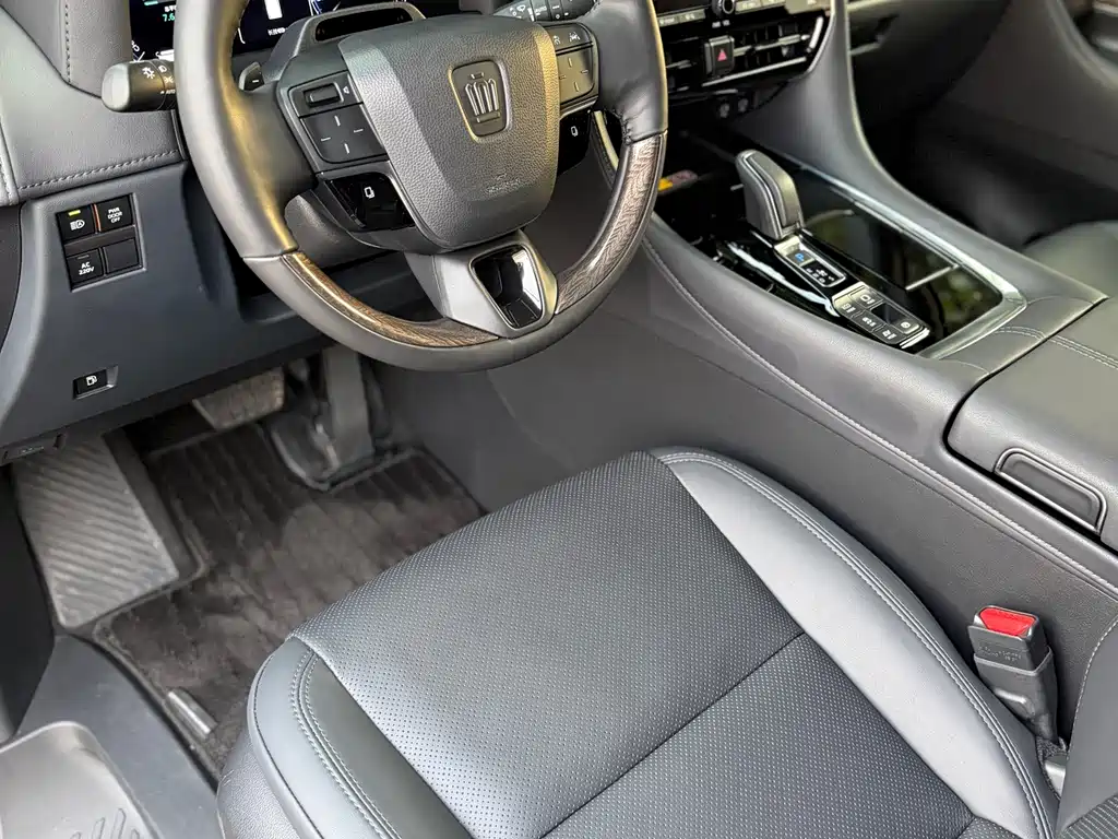 Toyota Vellfire 2024 — фото 19