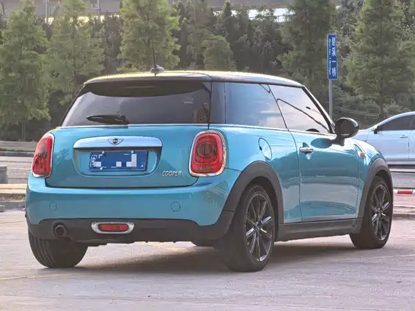MINI 2017