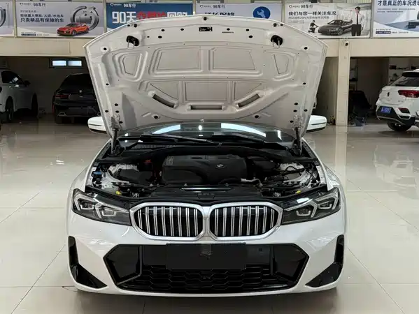 BMW 3 Series 2023