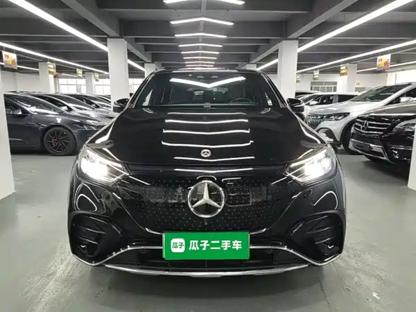 Mercedes-Benz EQE SUV 2023