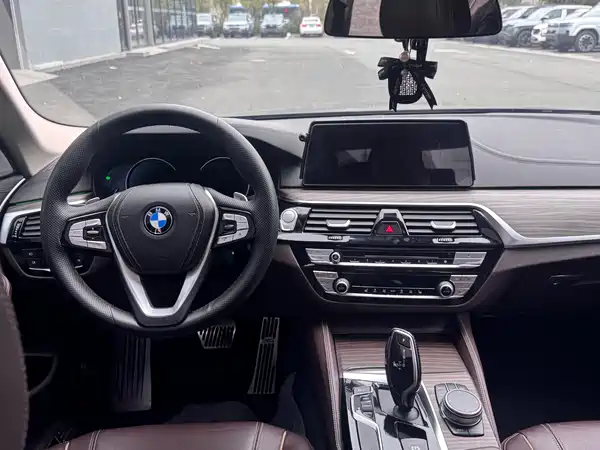 BMW 5 Series 2018