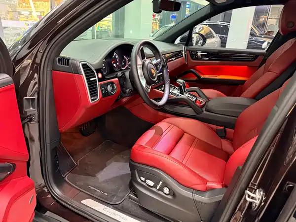 Porsche Cayenne 2020