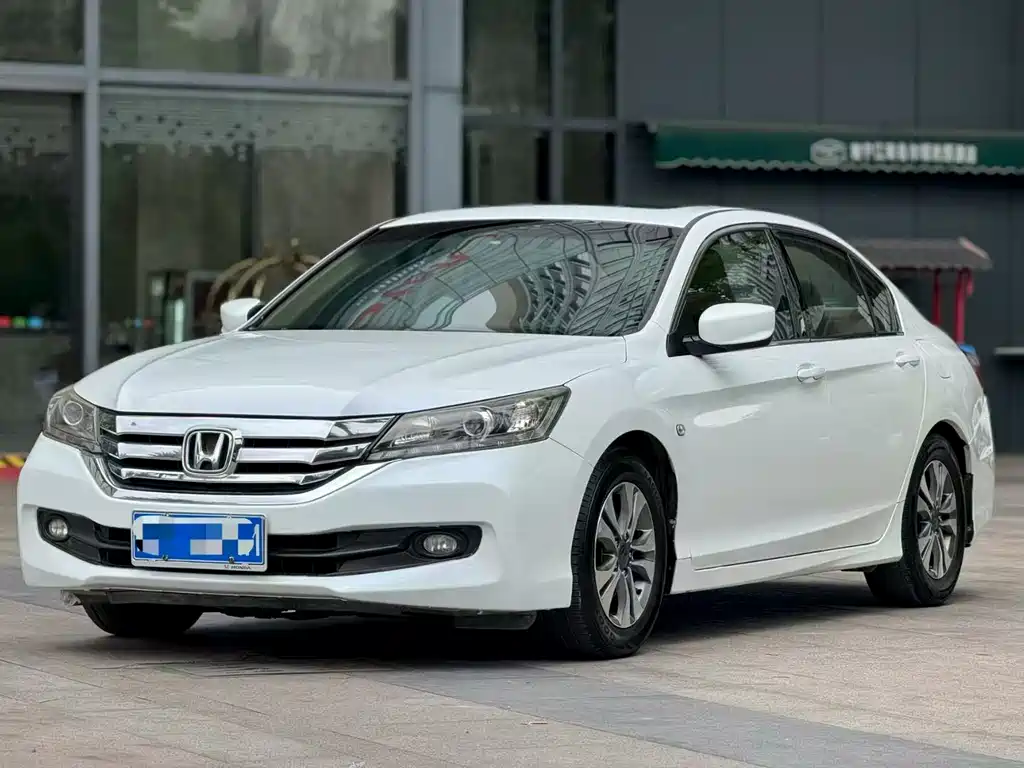 Honda Accord 2014 — фото 1