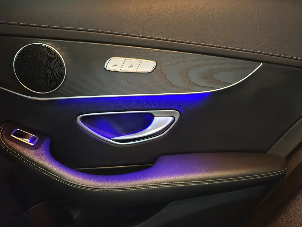 Mercedes-Benz C-Class 2021 — фото 10