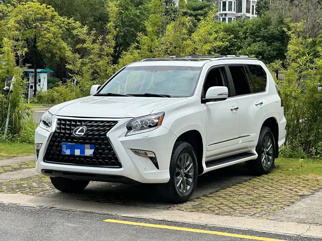 Lexus GX 2016 — фото 1
