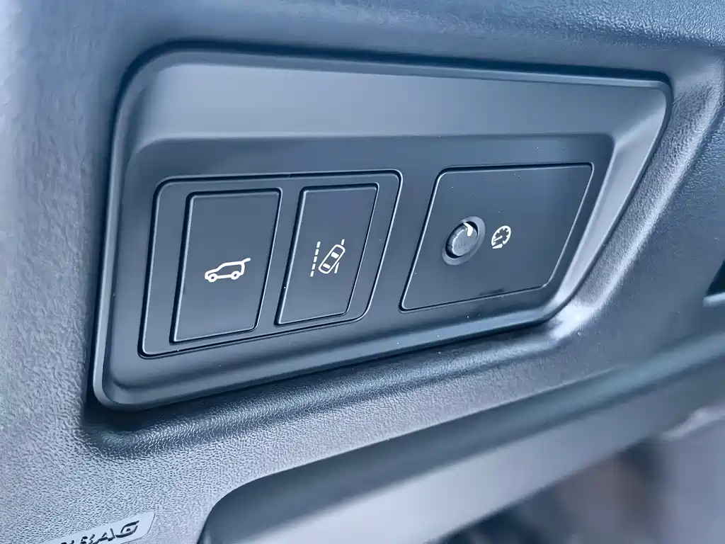 Land Rover Discovery Sport 2019 — фото 21