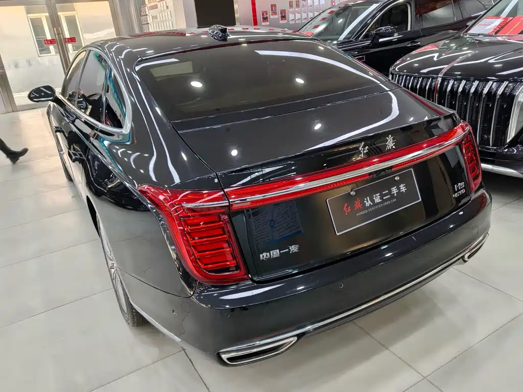 Hongqi H9 2022 — фото 10