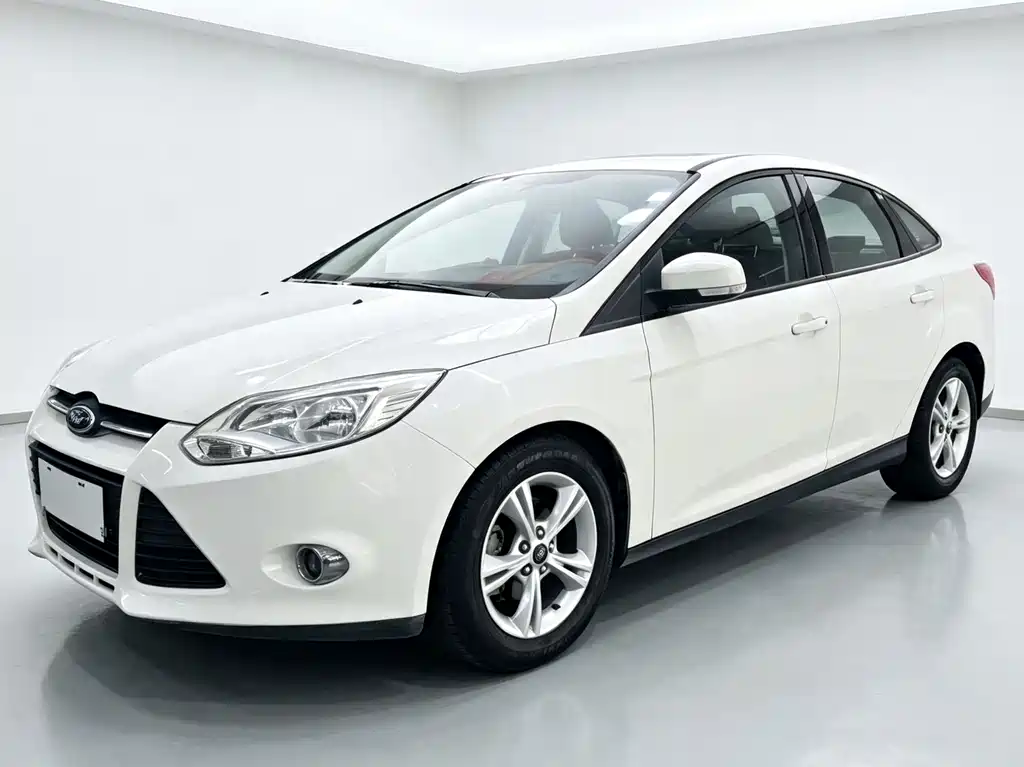 Ford Focus 2014 — фото 1