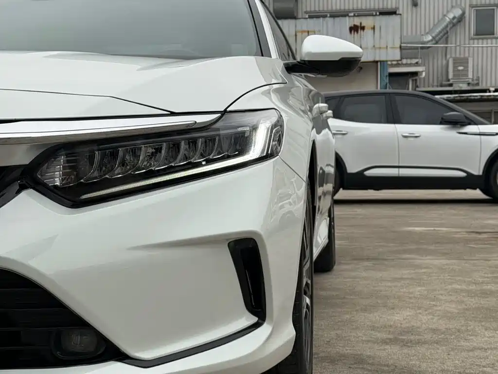Honda Inspire 2022 — фото 14