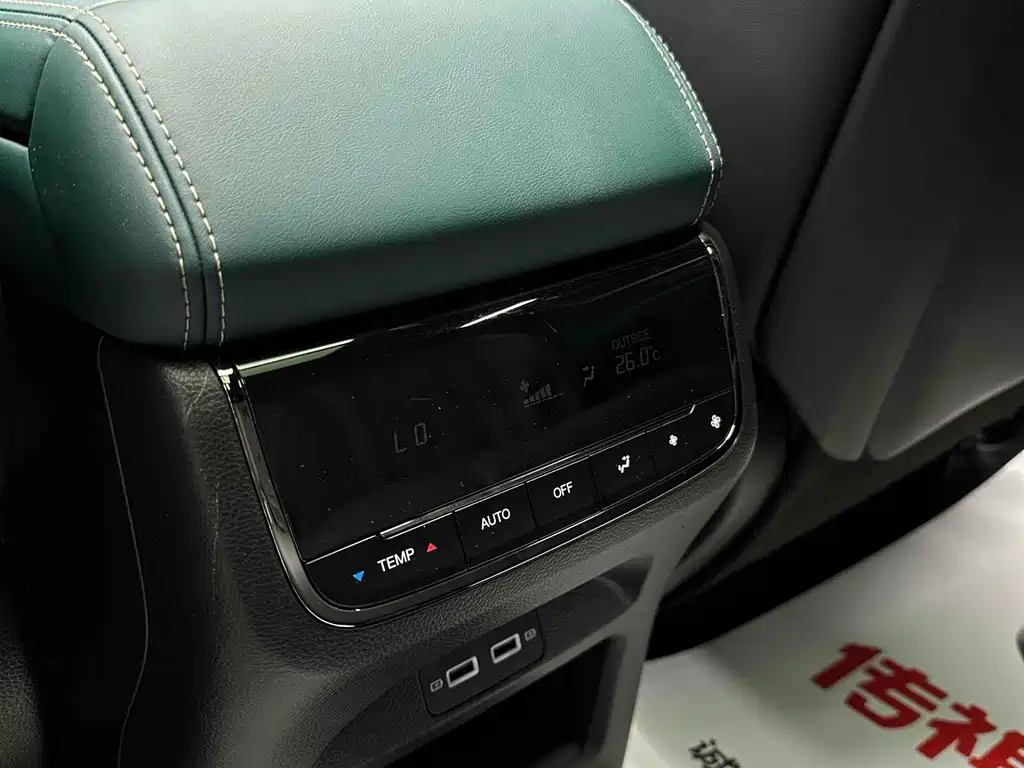 GAC Motor Trumpchi GS8 2024 — фото 33