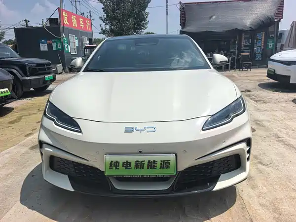 BYD Seal 06GT 2025