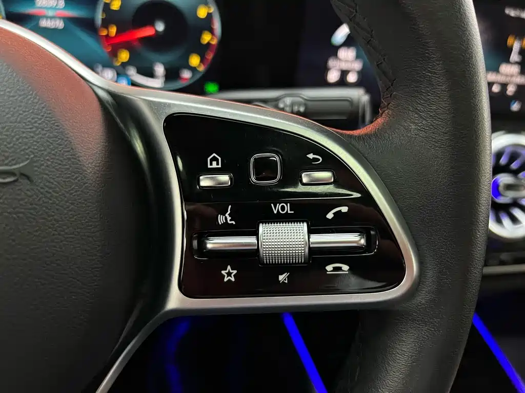 Mercedes-Benz GLB 2022 — фото 21