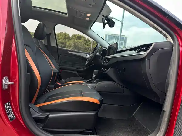 Ford Focus 2023