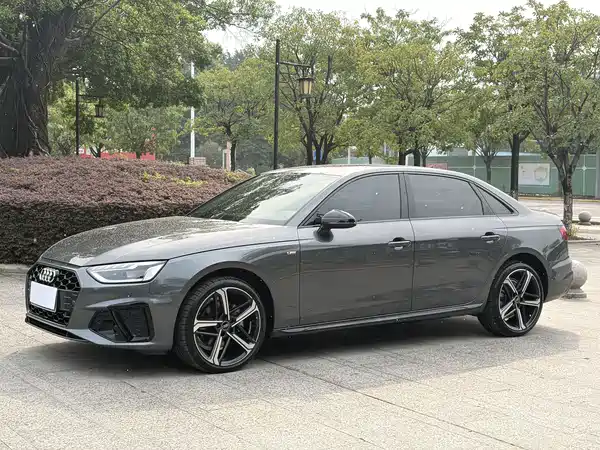 Audi A4L 2025