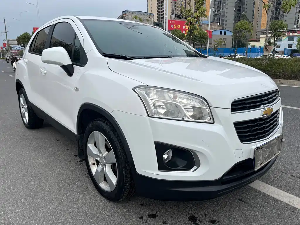 Chevrolet Trax 2014 — фото 3