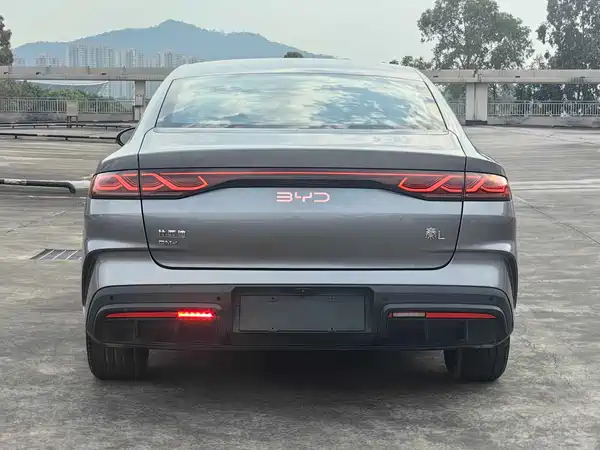 BYD Qin L 2024