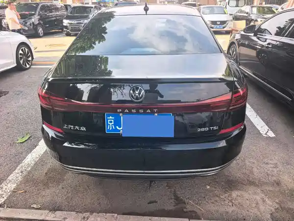 Volkswagen Passat 2024