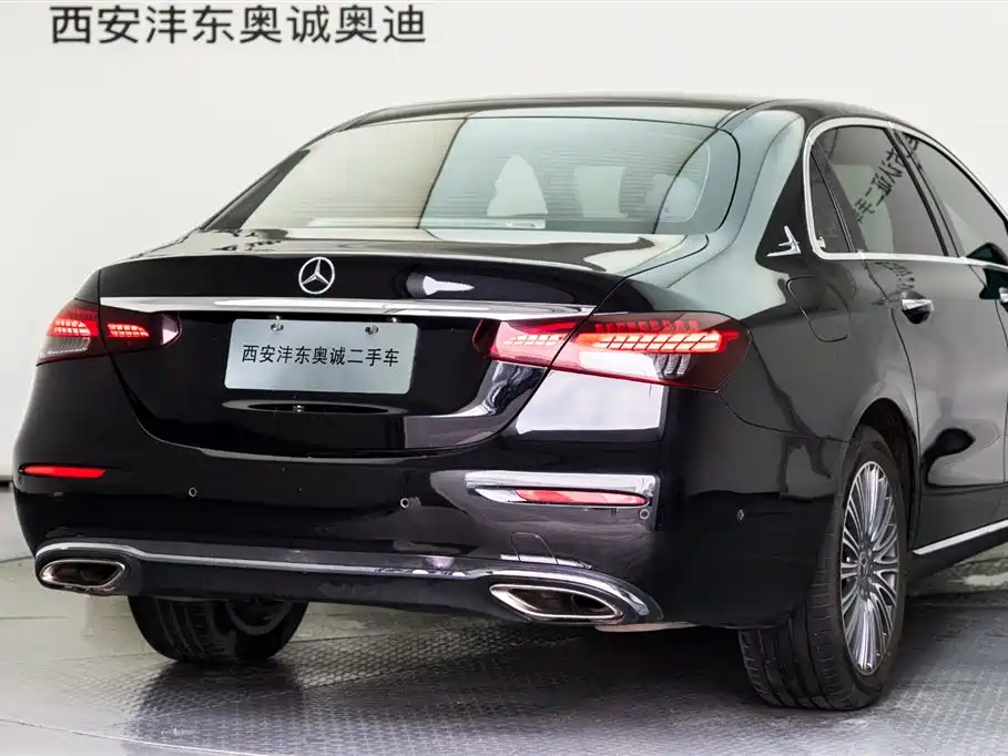 Mercedes-Benz E-Class 2023 — фото 22