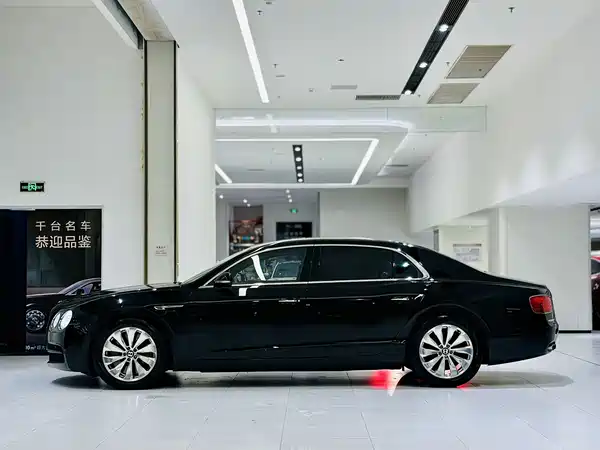 Bentley Flying Spur 2017