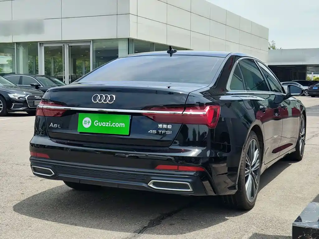 Audi A6L 2021