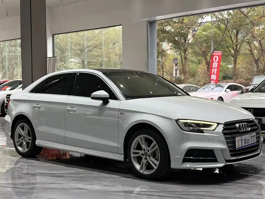Audi A3 2021 — фото 3