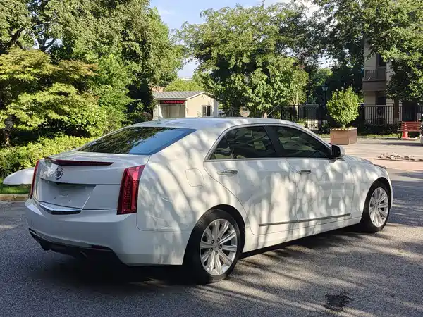 Cadillac ATS-L 2015