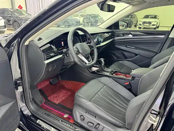 Volkswagen Passat 2024