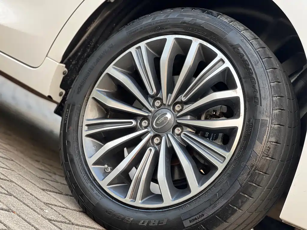 GAC Motor Trumpchi M6 2019 — фото 29