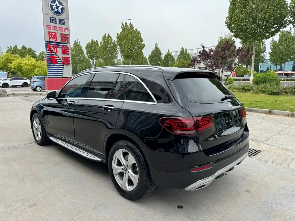 Mercedes-Benz GLC 2020 — фото 15