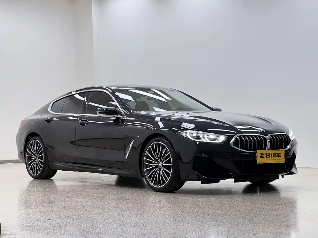 BMW 8 Series 2023 — фото 3