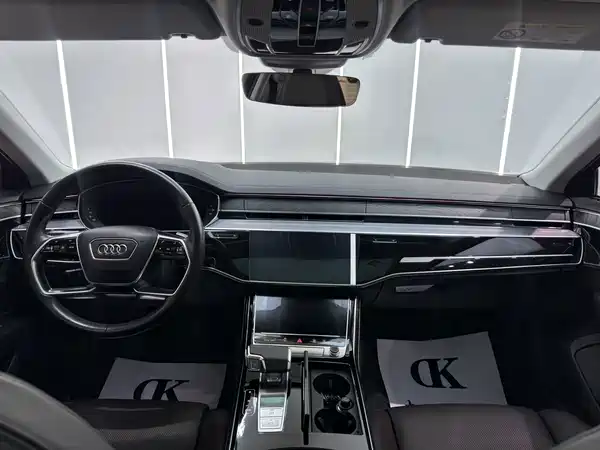 Audi A8 2021