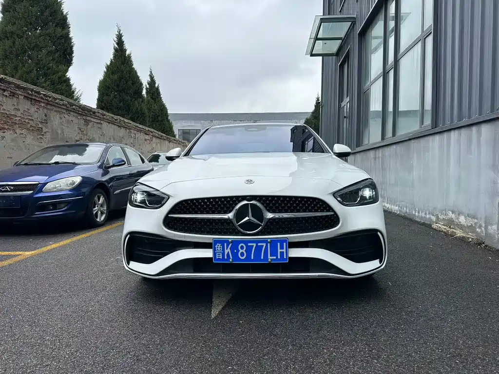 Mercedes-Benz C-Class 2022 — фото 2