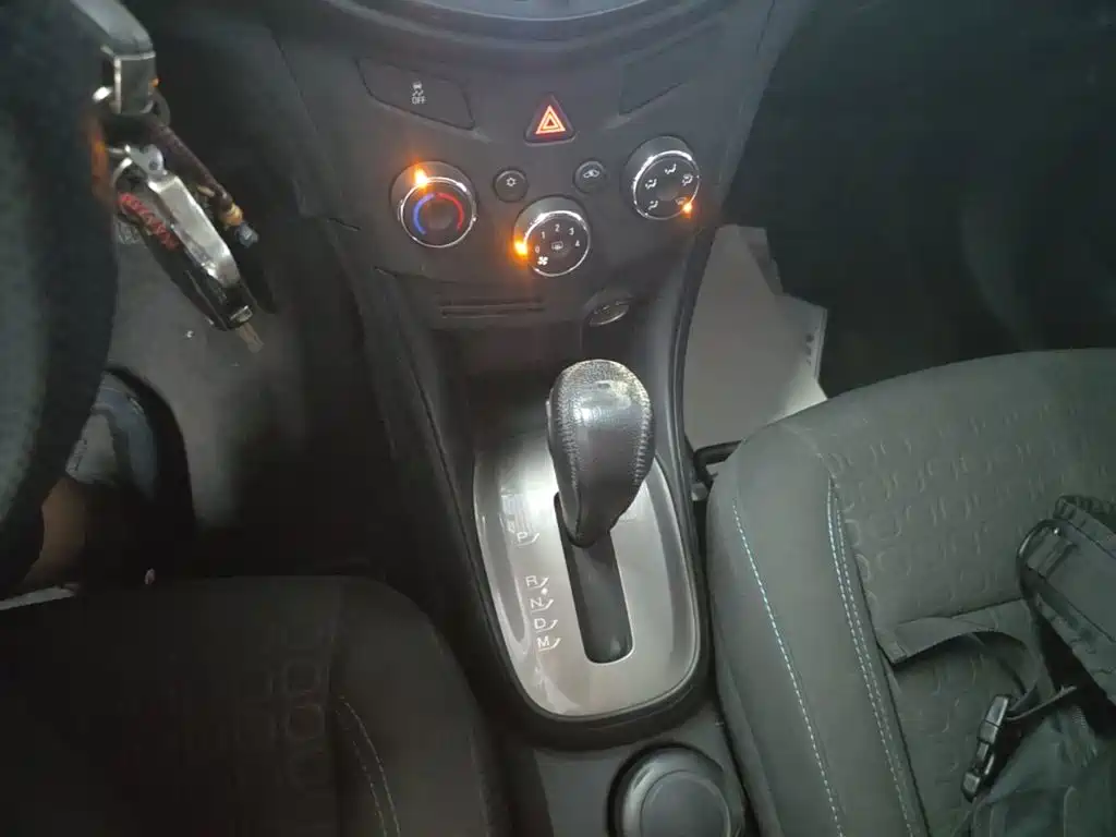 Chevrolet Trax 2016 — фото 14