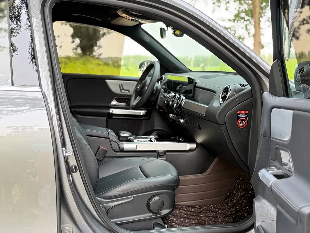 Mercedes-Benz GLB 2023 — фото 10