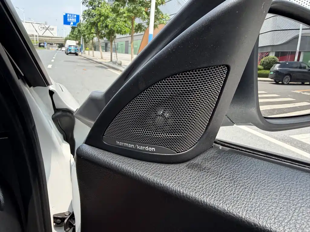 BMW 2 Series 2019 — фото 15