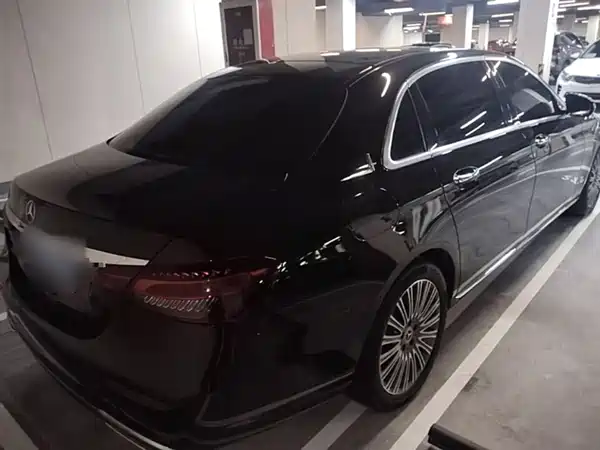 Mercedes-Benz E-Class 2021