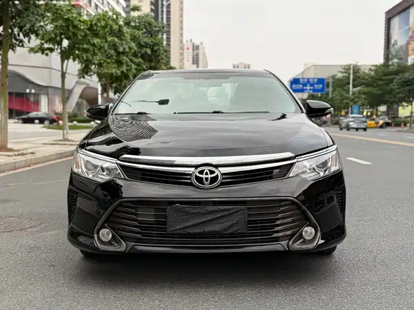 Toyota Camry 2015